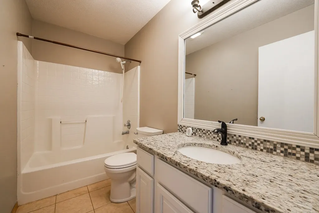 309 N Oakmont Court Andover KS 67002
