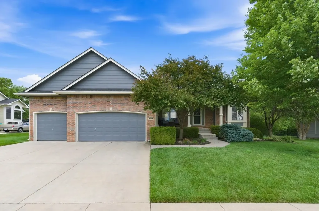 2216 N Newberry Street Derby KS 67037
