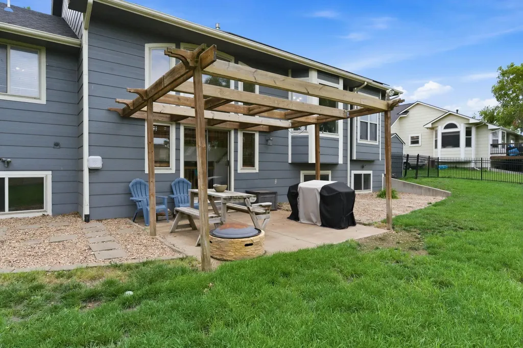 2216 N Newberry Street Derby KS 67037