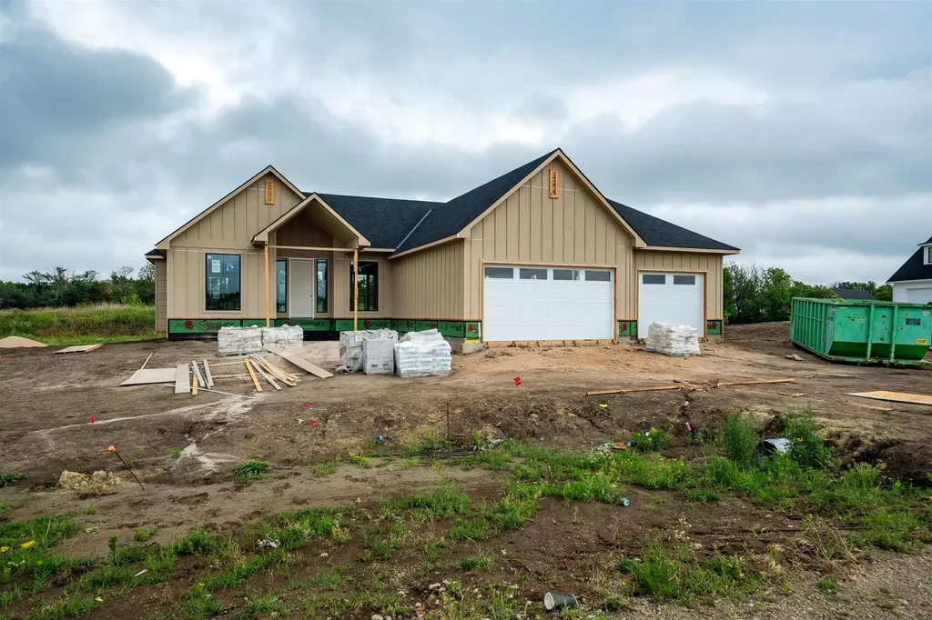 2812 E Kay Street Derby KS 67037