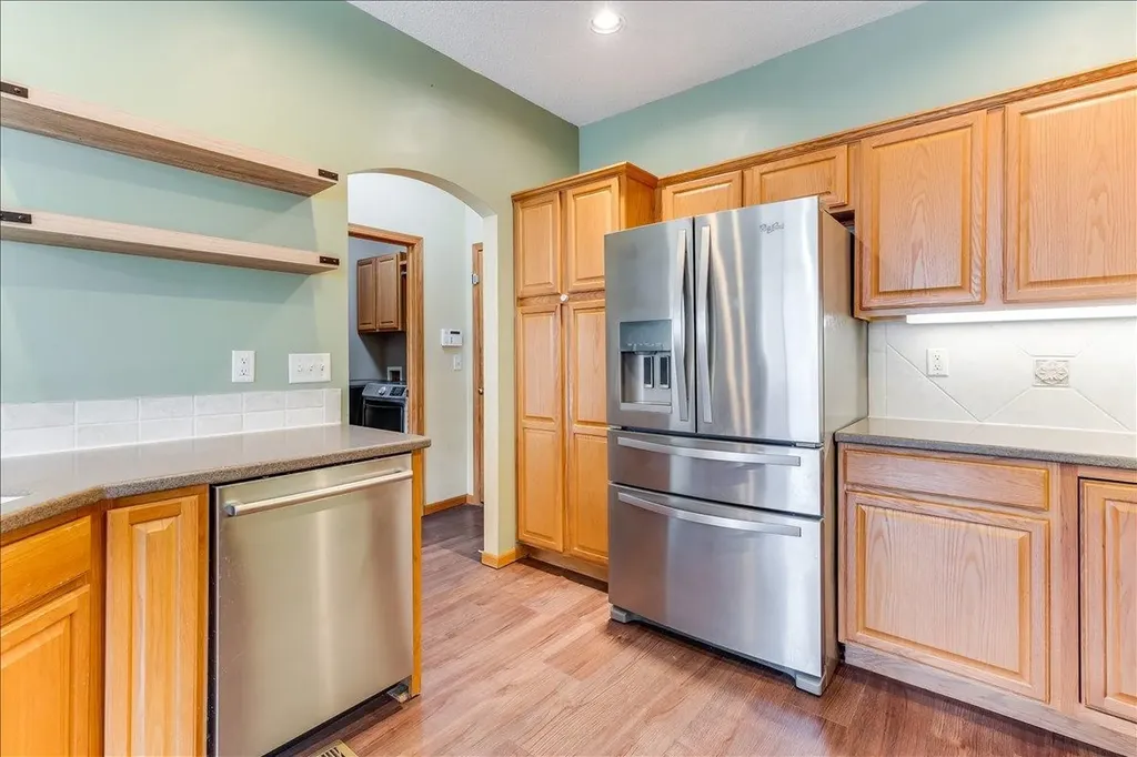 2206 E Myrtlewood Derby KS 67037