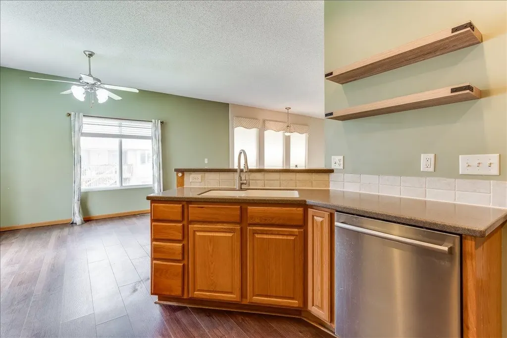 2206 E Myrtlewood Derby KS 67037