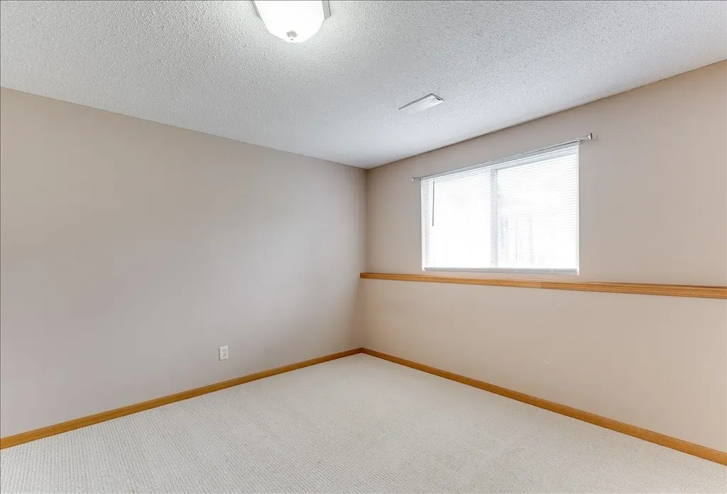 2206 E Myrtlewood Derby KS 67037