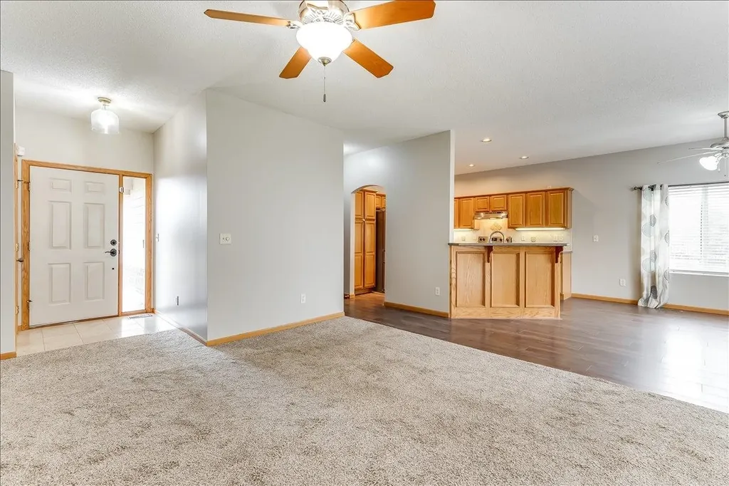 2206 E Myrtlewood Derby KS 67037