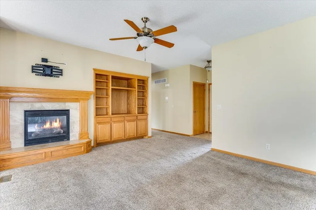 2206 E Myrtlewood Derby KS 67037