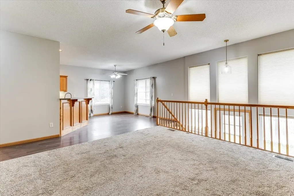 2206 E Myrtlewood Derby KS 67037