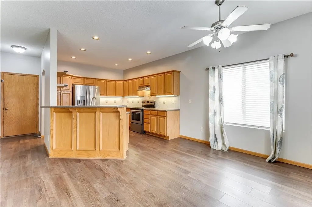2206 E Myrtlewood Derby KS 67037