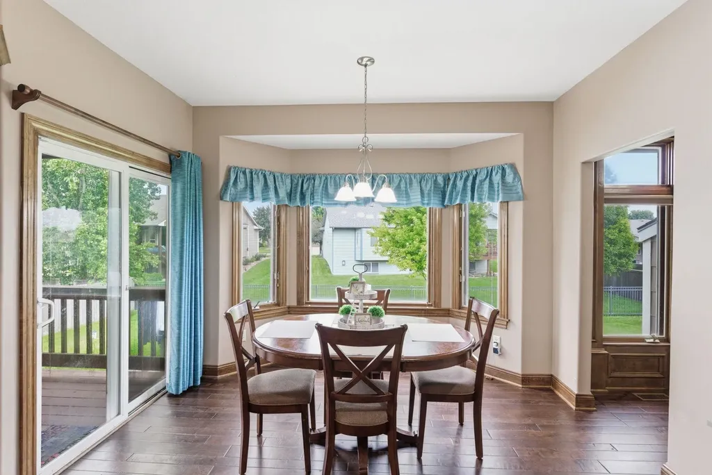 1285 N Forestview Court Wichita KS 67235