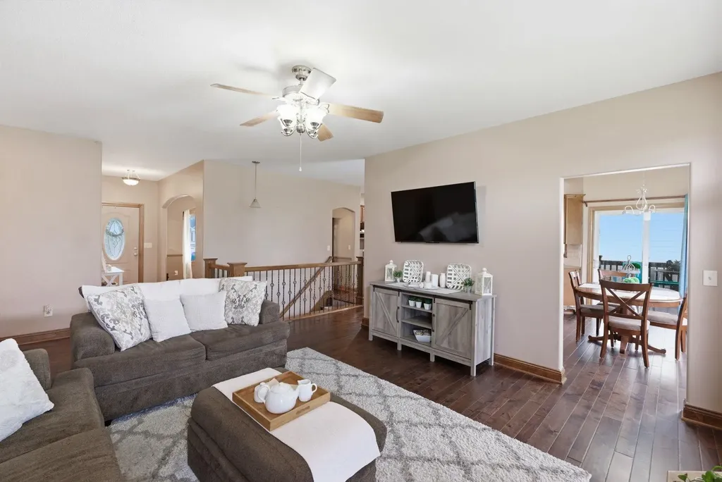 1285 N Forestview Court Wichita KS 67235
