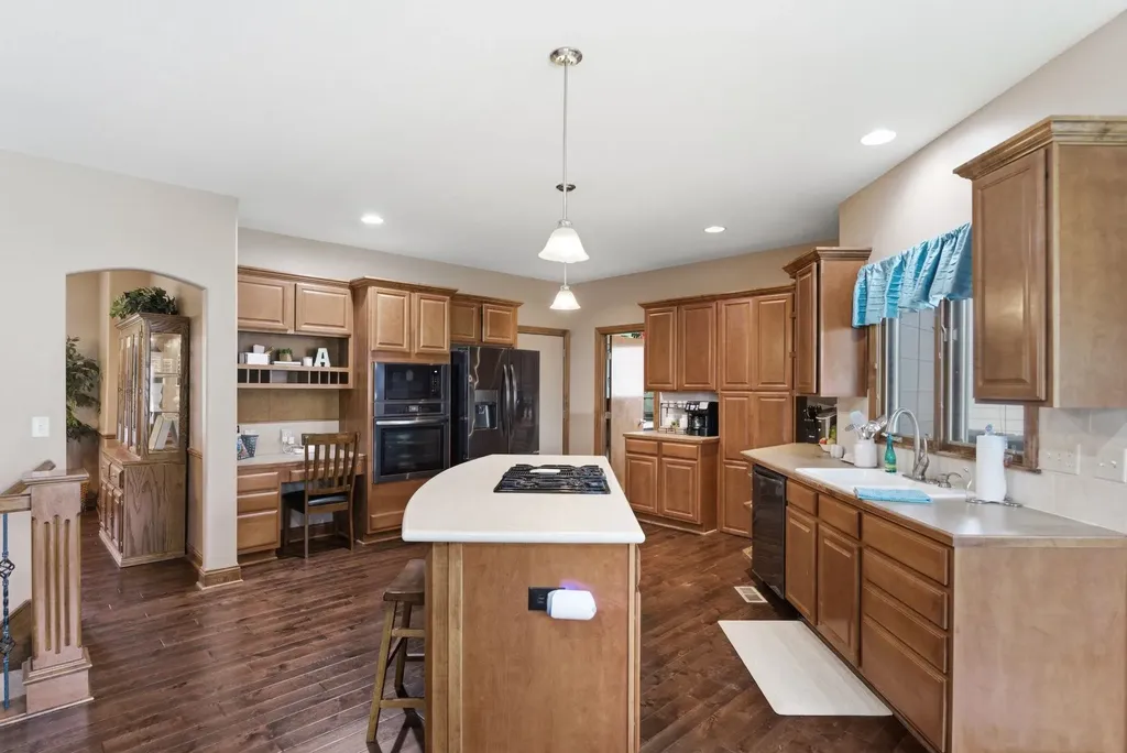 1285 N Forestview Court Wichita KS 67235