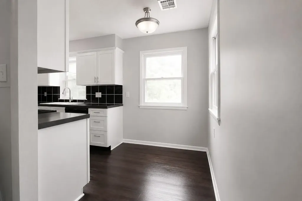 1121 N Ridgewood Wichita KS 67208
