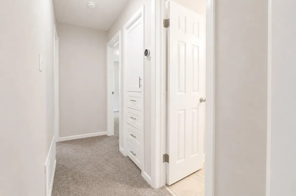 1121 N Ridgewood Wichita KS 67208