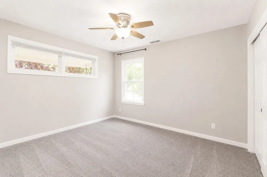 1121 N Ridgewood Wichita KS 67208