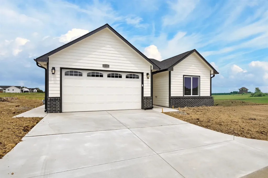 13008 E Equestrian Wichita KS 67230