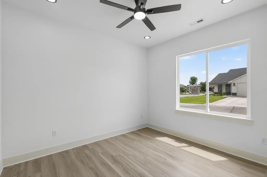 13008 E Equestrian Wichita KS 67230