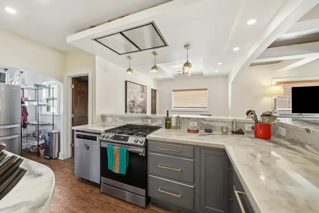 510 S Broadview Avenue Wichita KS 67218