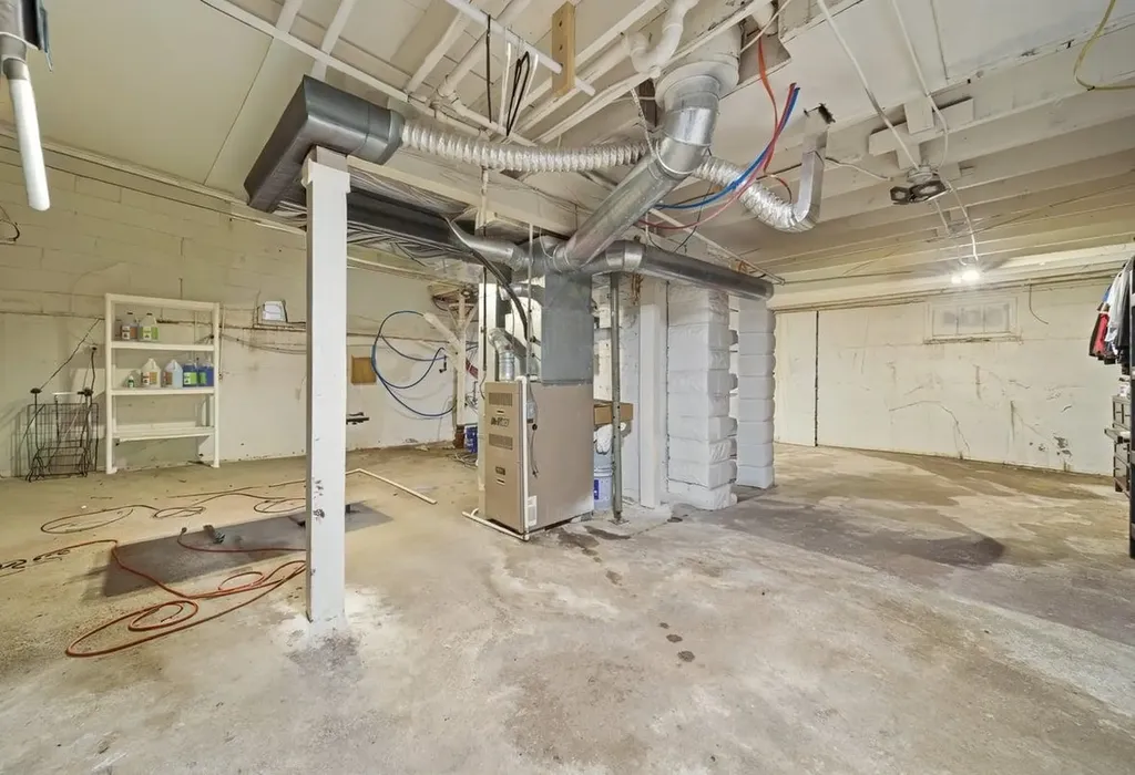 510 S Broadview Avenue Wichita KS 67218