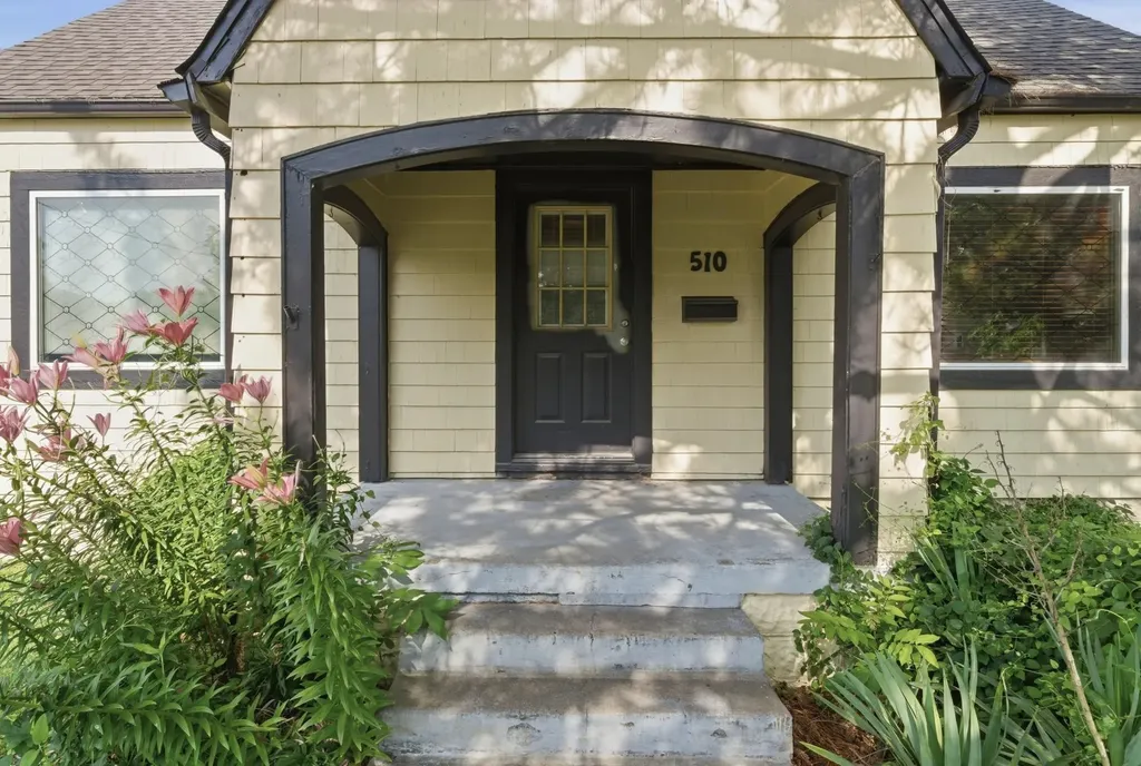 510 S Broadview Avenue Wichita KS 67218