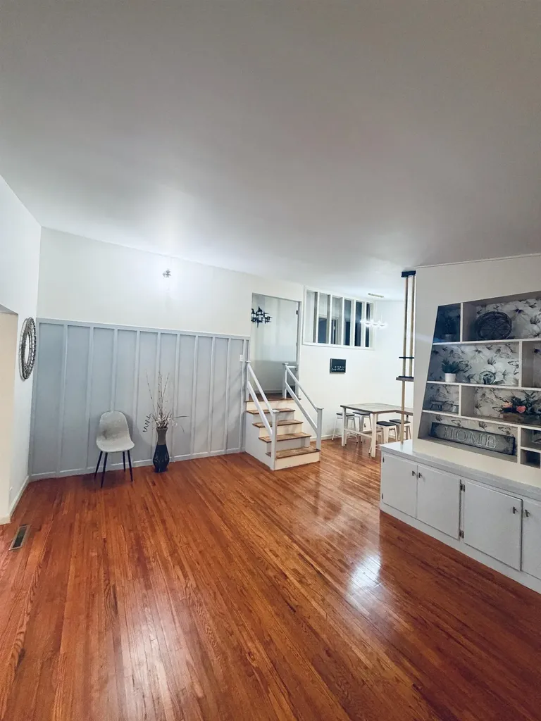 1927 E Glen Oaks Wichita KS 67216