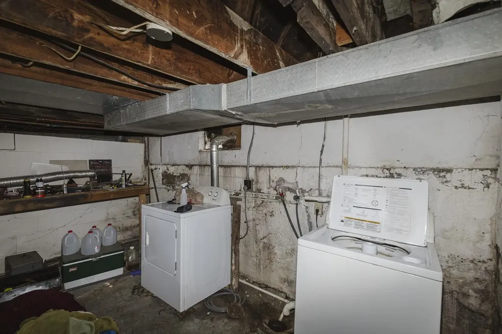 4424-4426 E Central Wichita KS 67208