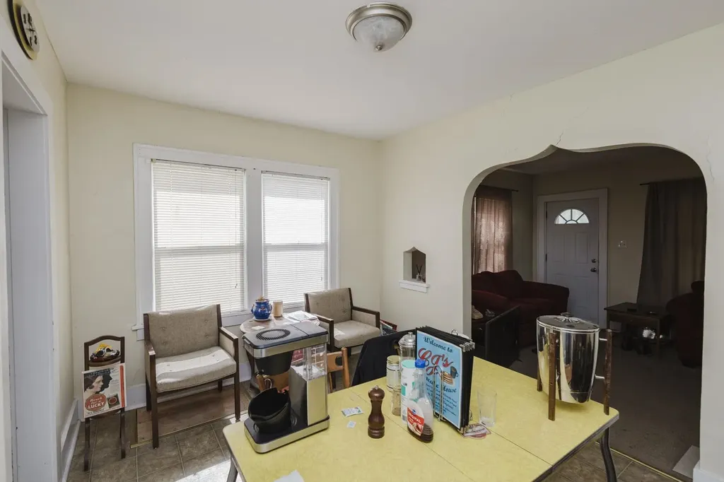 4424-4426 E Central Wichita KS 67208
