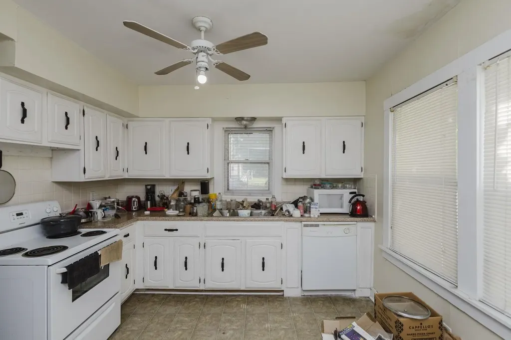 4424-4426 E Central Wichita KS 67208