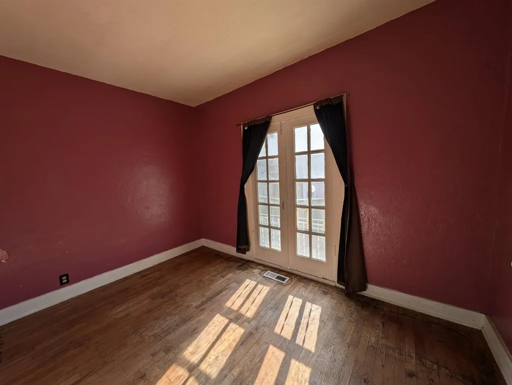 2020 S Palisade Avenue Wichita KS 67213