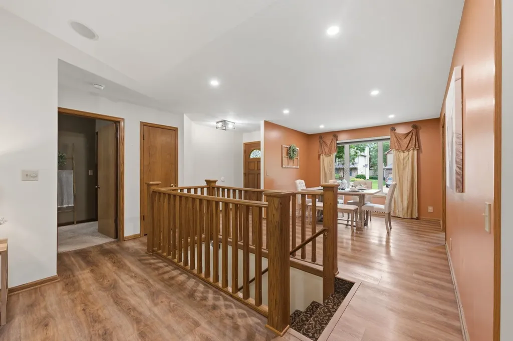1319 N Coachhouse Court Wichita KS 67235