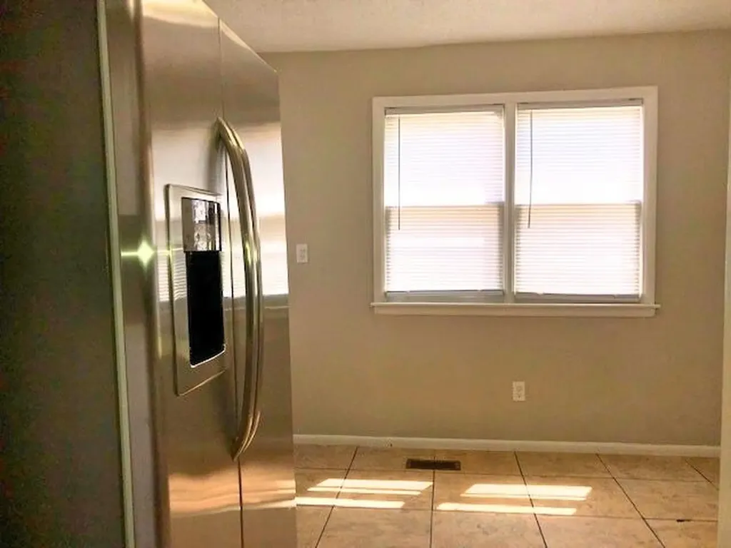 1933 S Palisade Avenue Wichita KS 67213