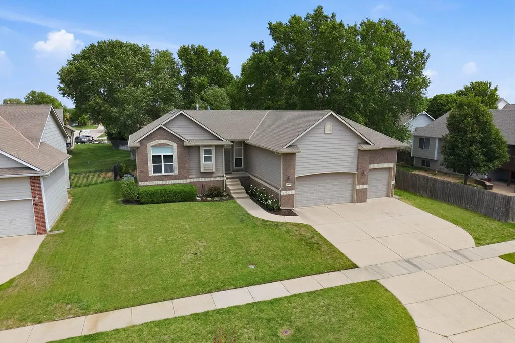 1418 E Woodbrook Street Derby KS 67037