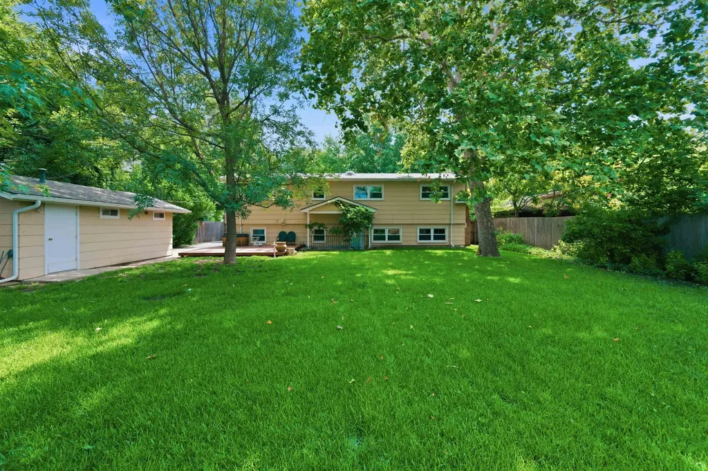 411 N Armour Avenue Wichita KS 67206