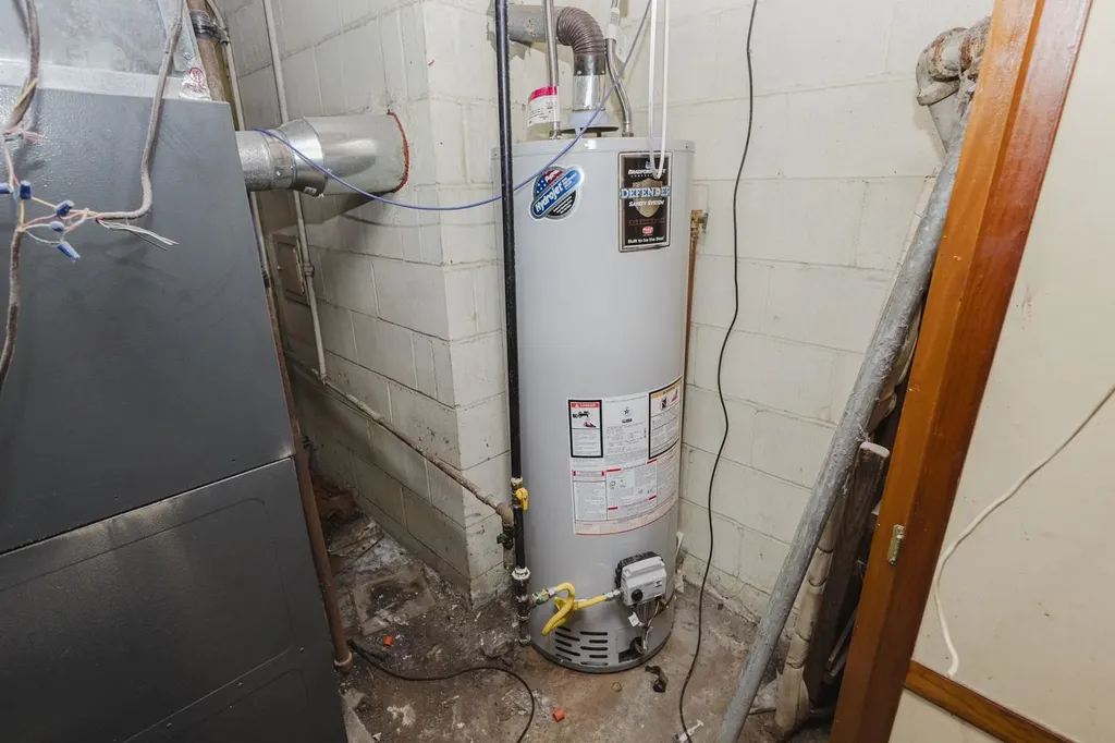 2705 E Menlo Wichita KS 67211