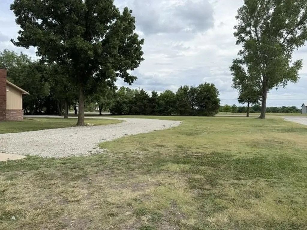 14730 E 63rd Street S Derby KS 67037