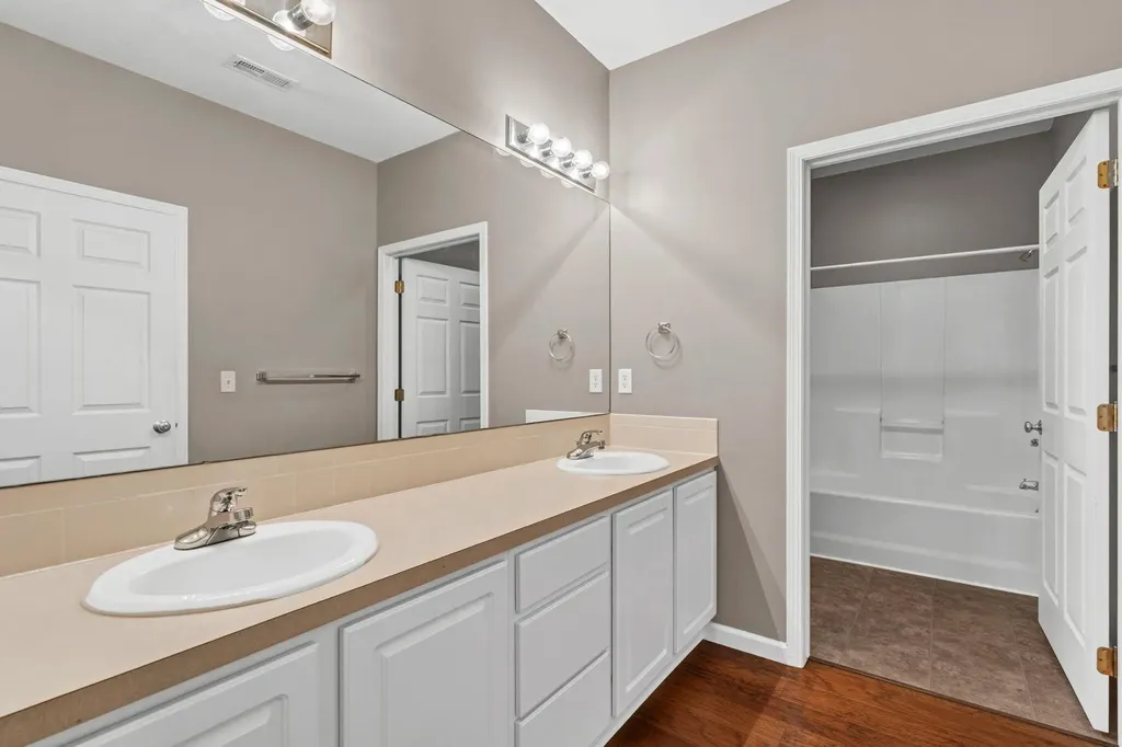 12510 E Killarney Wichita KS 67206