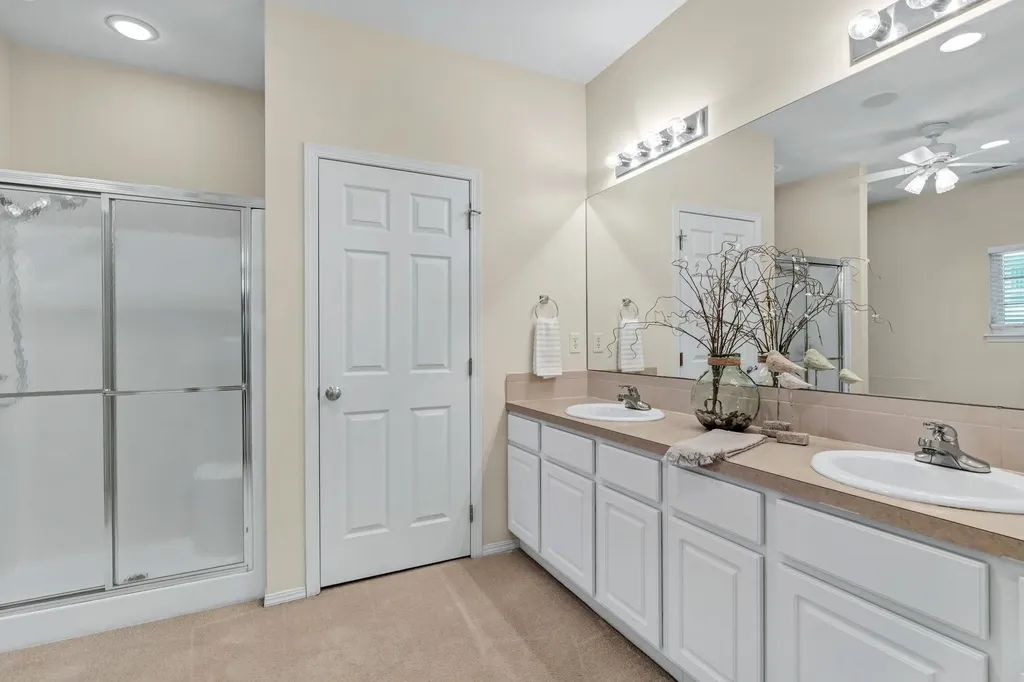 12510 E Killarney Wichita KS 67206