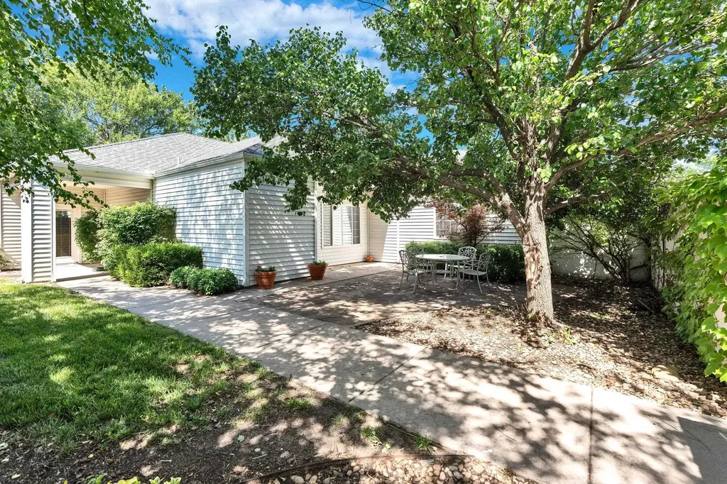 12510 E Killarney Wichita KS 67206