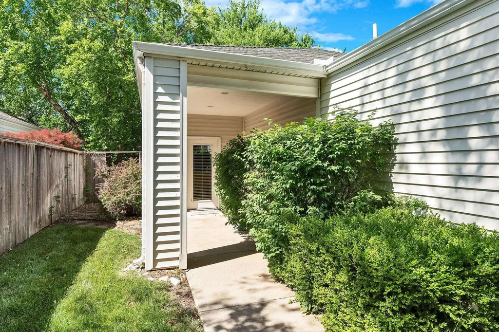 12510 E Killarney Wichita KS 67206