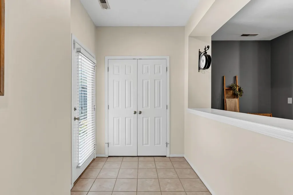 12510 E Killarney Wichita KS 67206