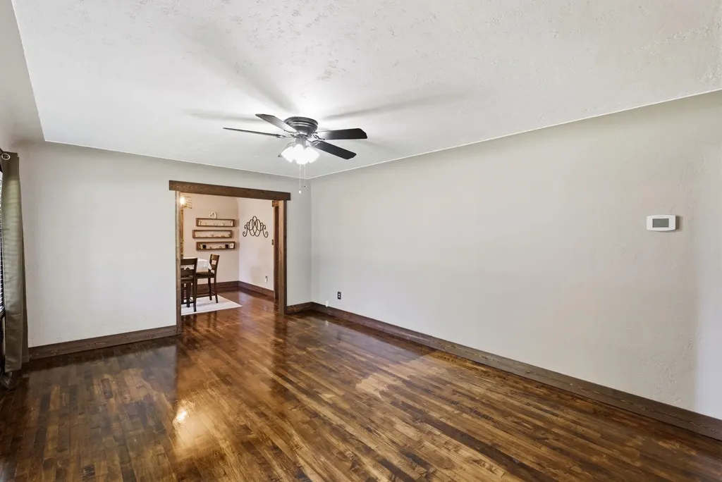 302 N 6th Street Towanda KS 67144
