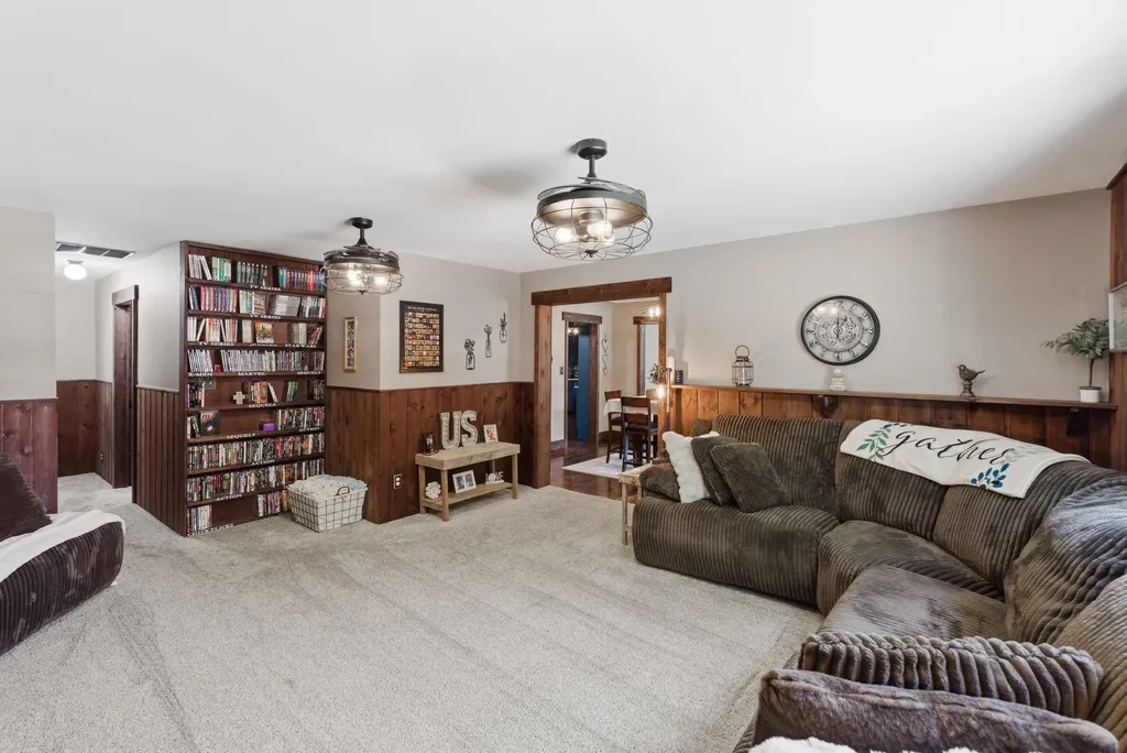 302 N 6th Street Towanda KS 67144