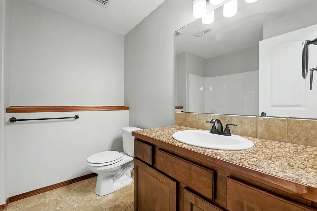 2637 E Mason Ridge Derby KS 67037