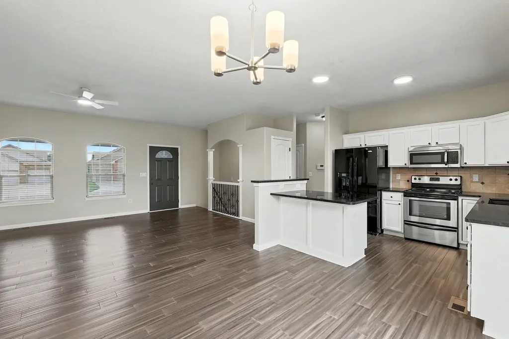 2637 E Mason Ridge Derby KS 67037