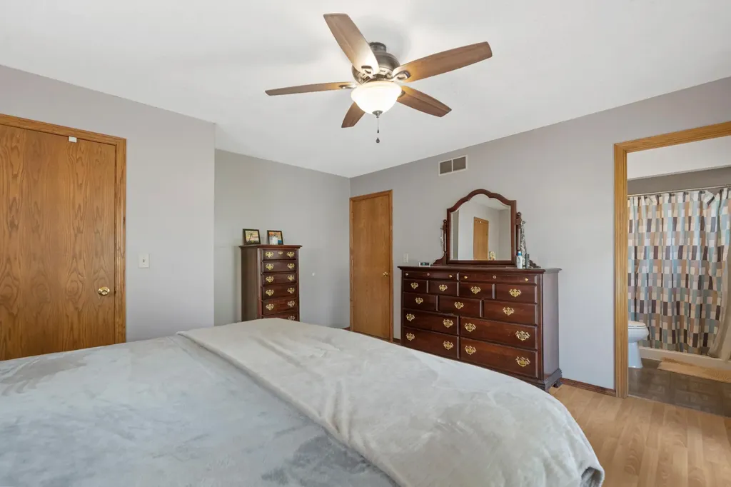 8824 W Birch Lane Wichita KS 67212