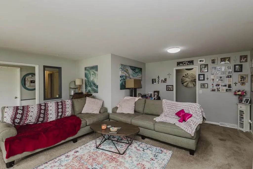 2731 N Terrace Wichita KS 67220