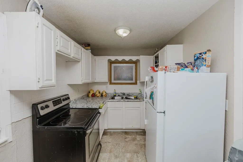 2710 N Gentry Wichita KS 67220