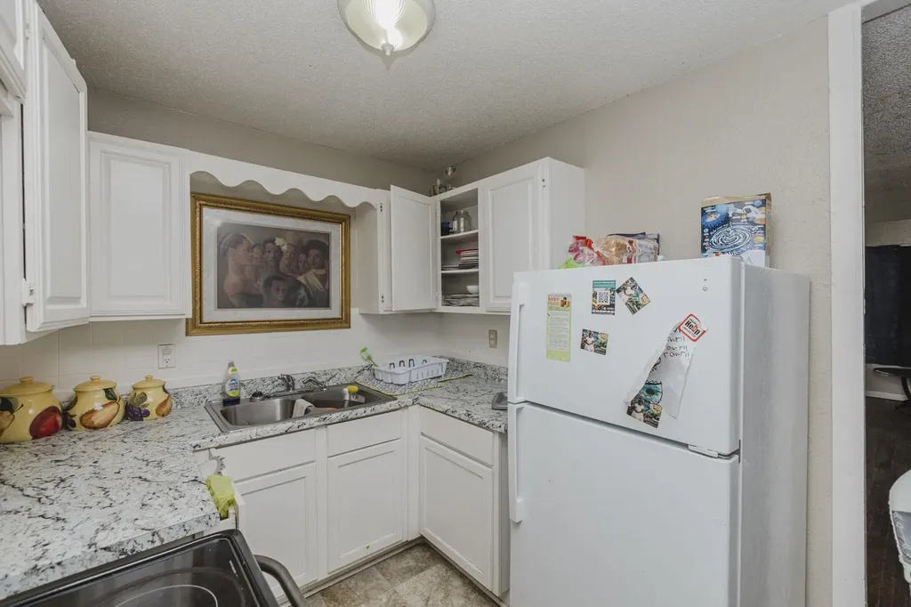 2710 N Gentry Wichita KS 67220