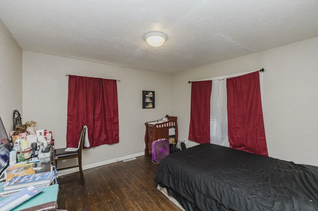 2710 N Gentry Wichita KS 67220