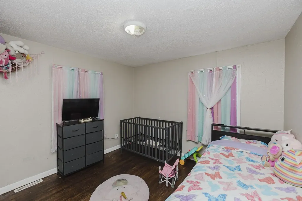 2710 N Gentry Wichita KS 67220