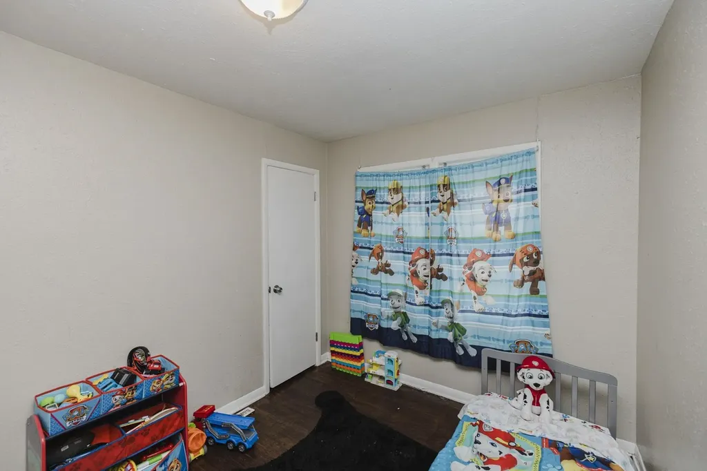 2710 N Gentry Wichita KS 67220