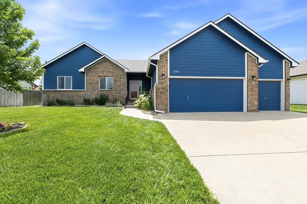 1755 W Saddle Brooke Haysville KS 67060